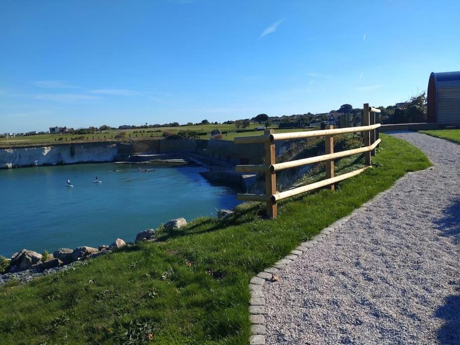 Spring Tide Cliff Top Glamping Pod With Direct Sea Views Birchington-on-Sea Zewnętrze zdjęcie